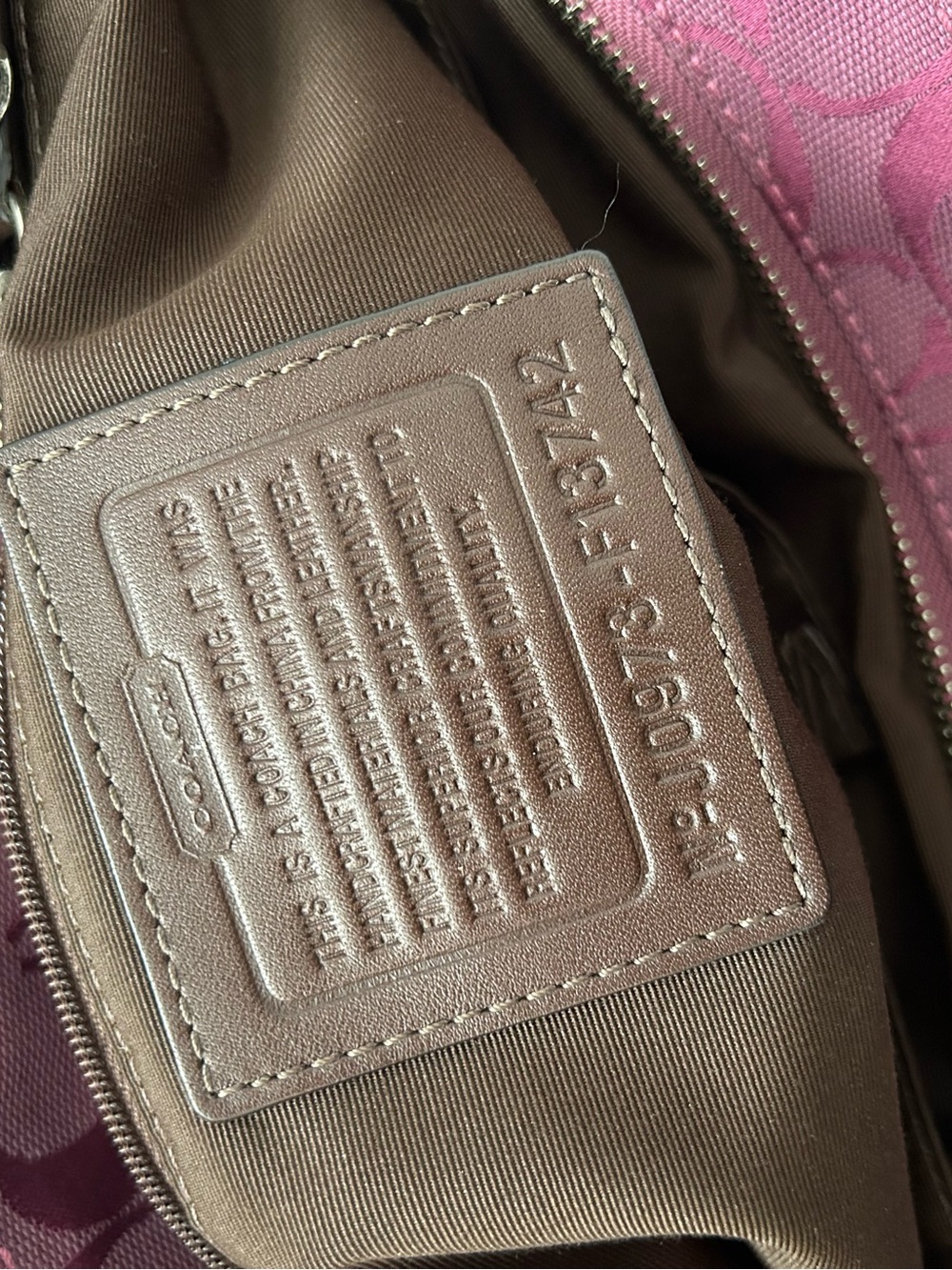 Vintage Coach - large Signature Soho in Berry with Brown Leather Trim - Picture 4 of 5
